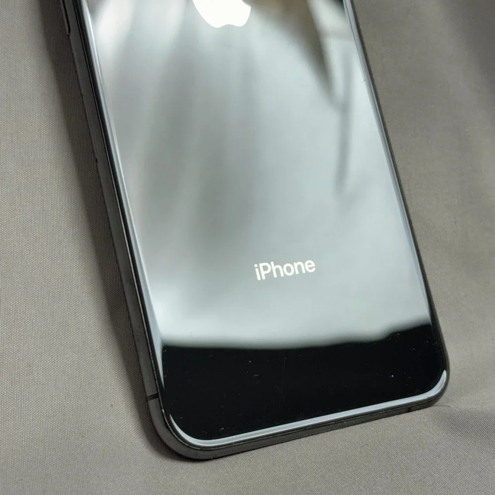 Apple iPhone XS Space Gray 256GB Factory Unlocked 73% Health - Good Condition - Picture 4 of 13